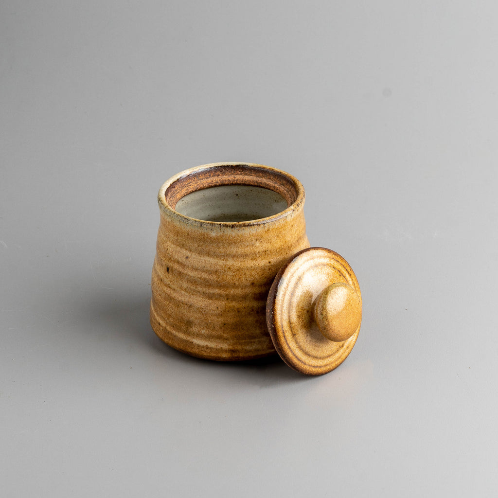 Honeyed Amber Lidded container