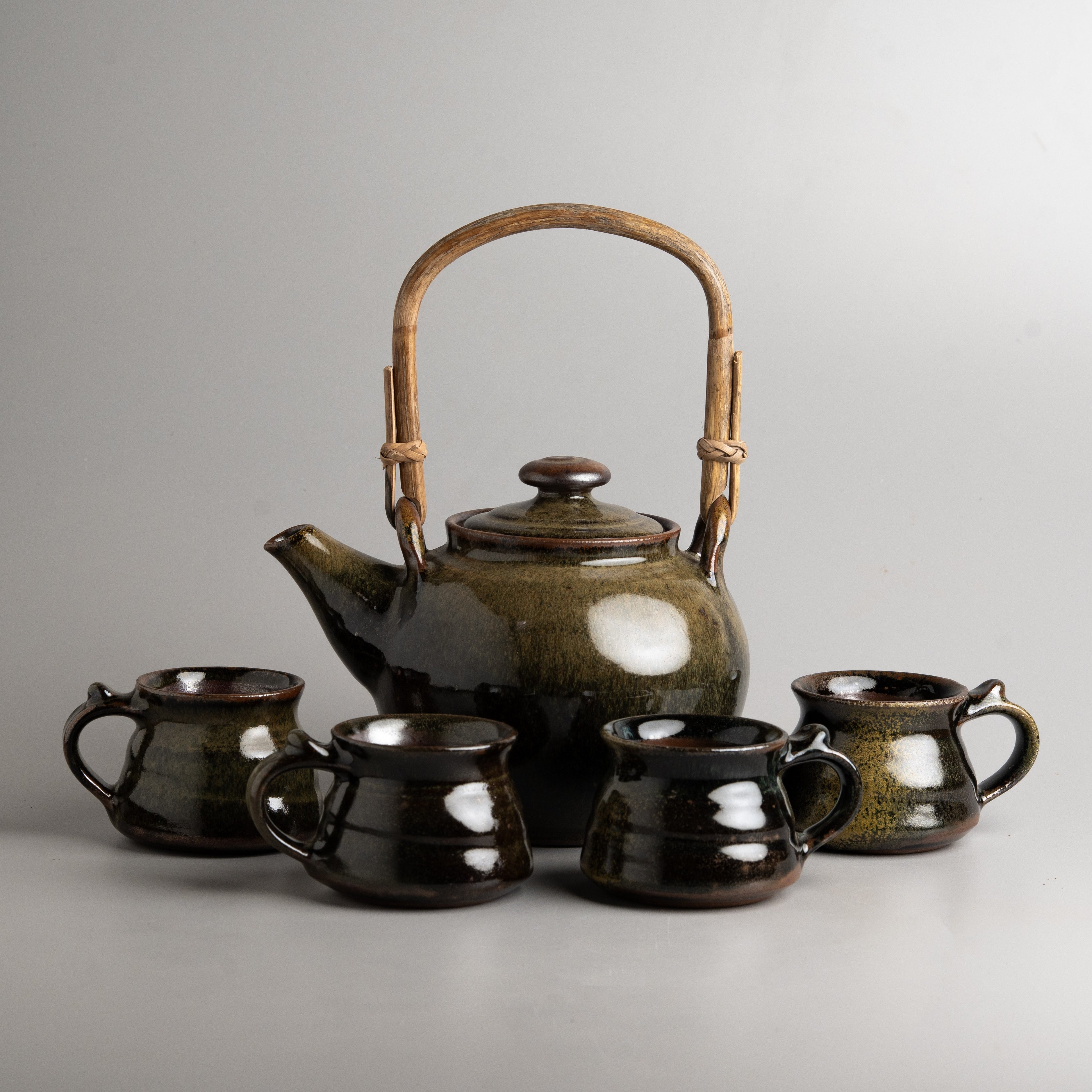 Mossy Hearth Tea Set
