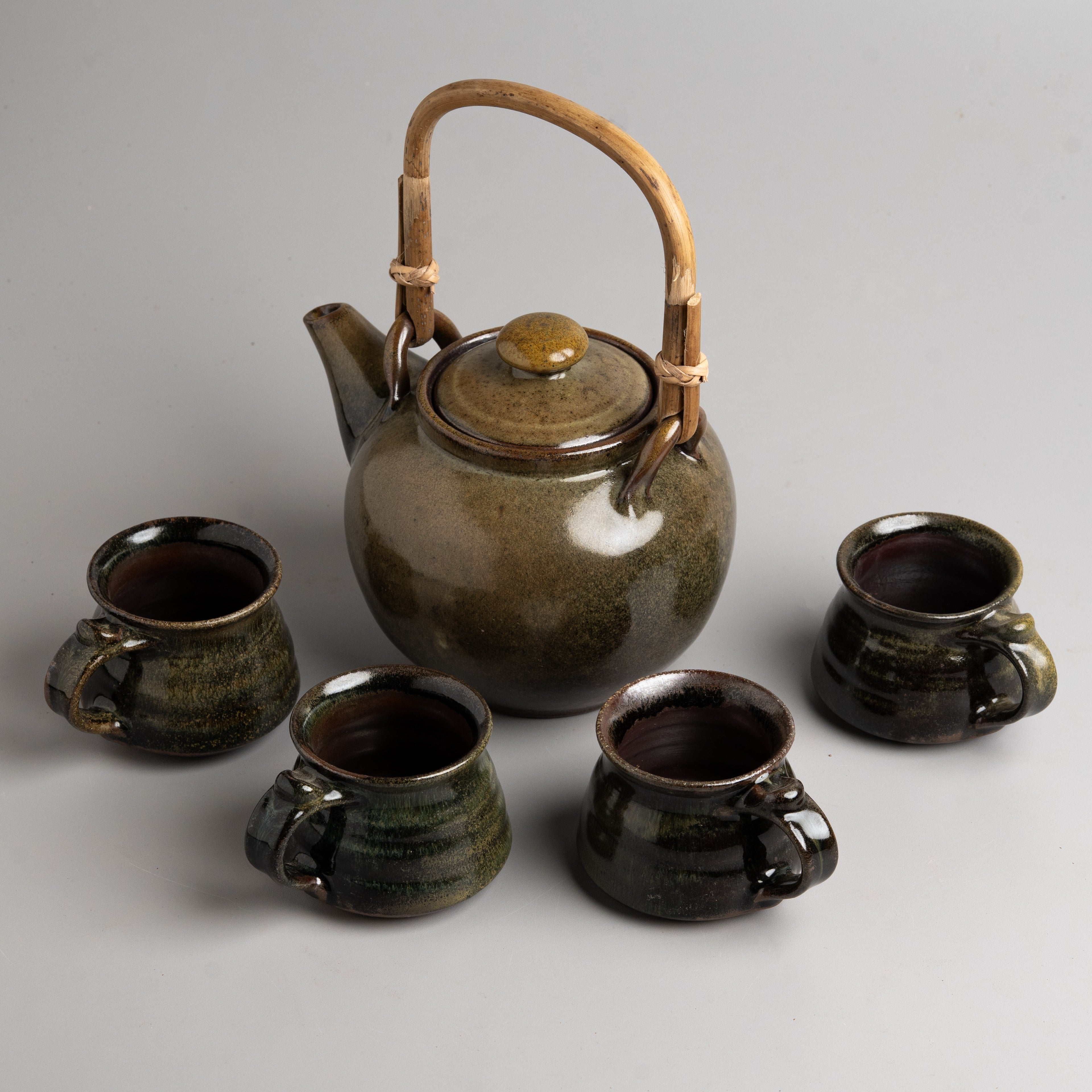 Mossy Hearth Tea Set