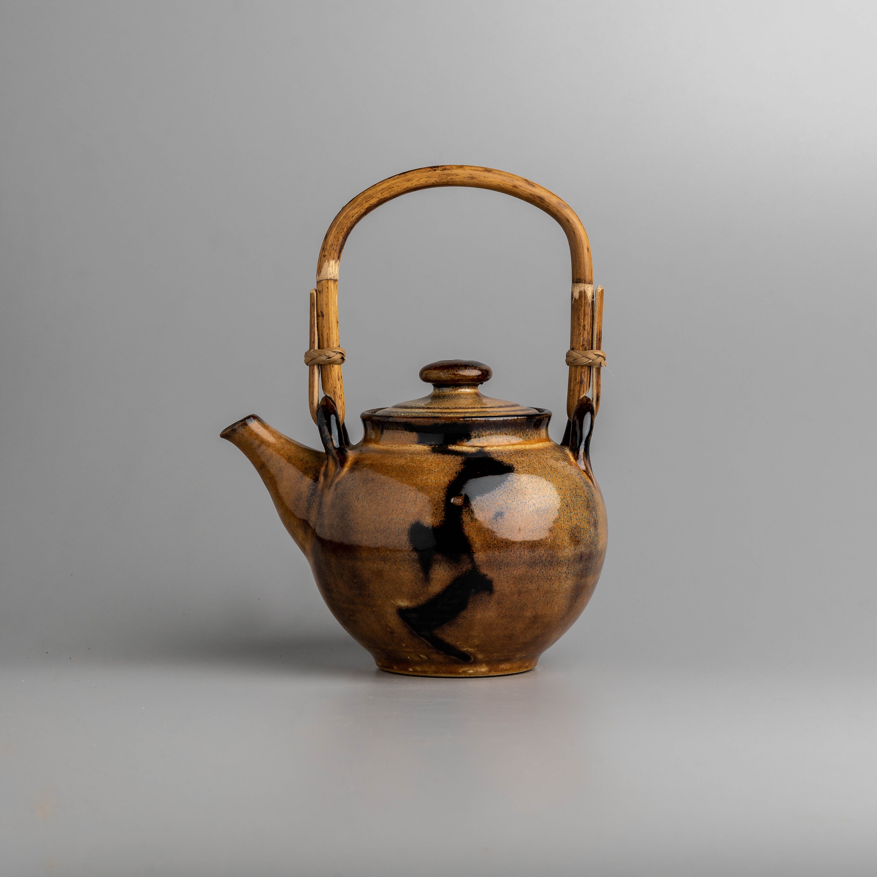 Wriiten Earth Teapot