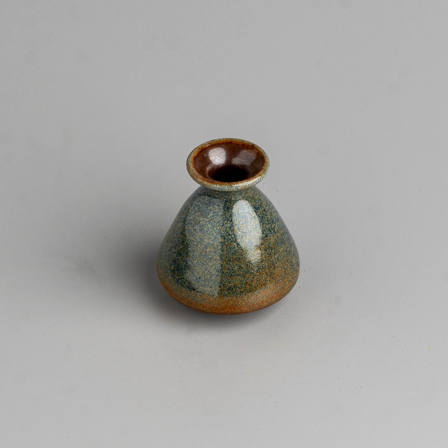 Transient Horizon Incense Holder