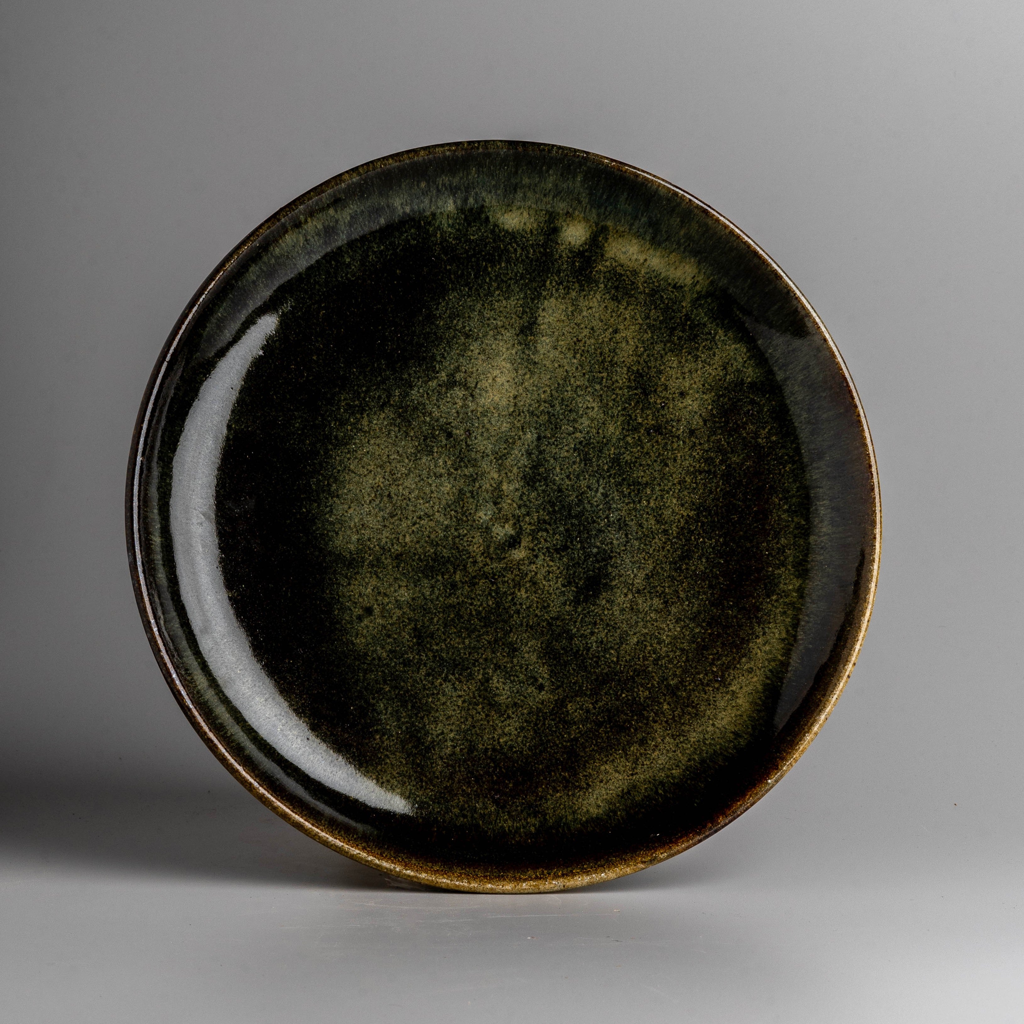 Grounded Green Plate